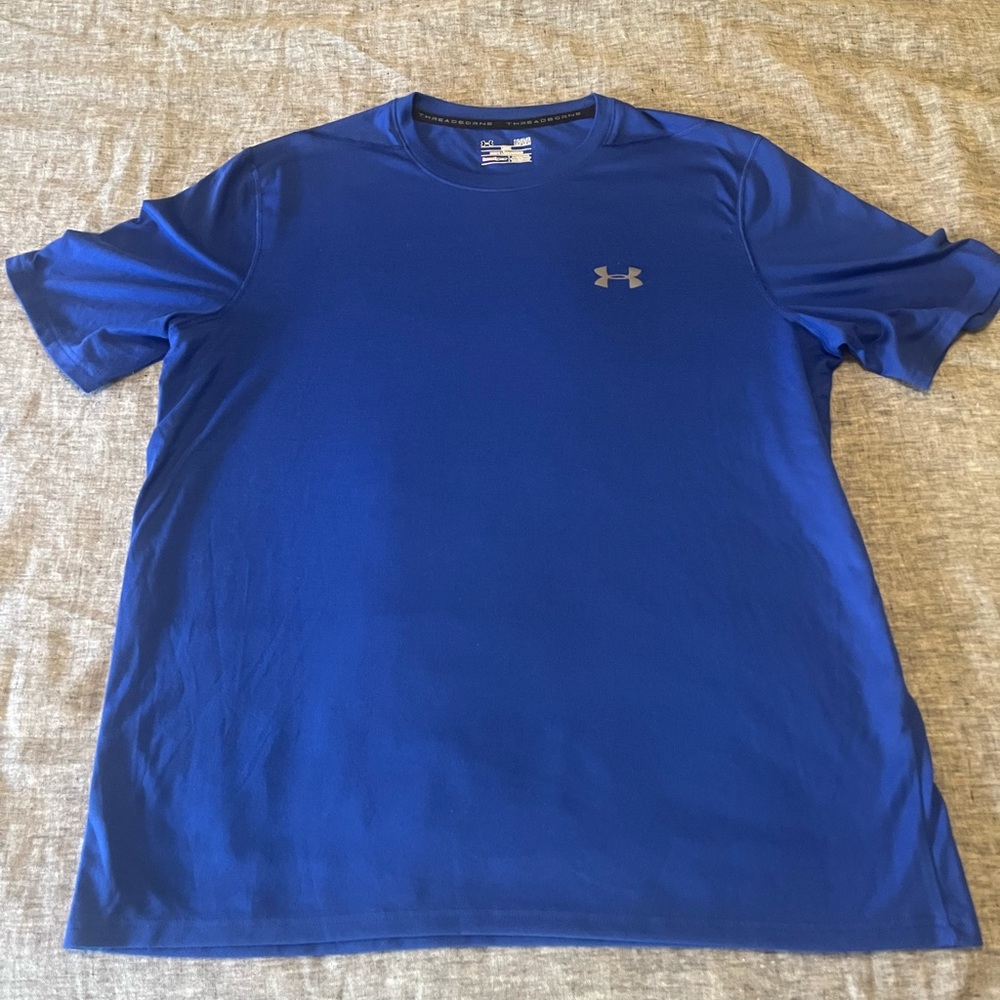 Under Armor Large Blue heat gear EUC